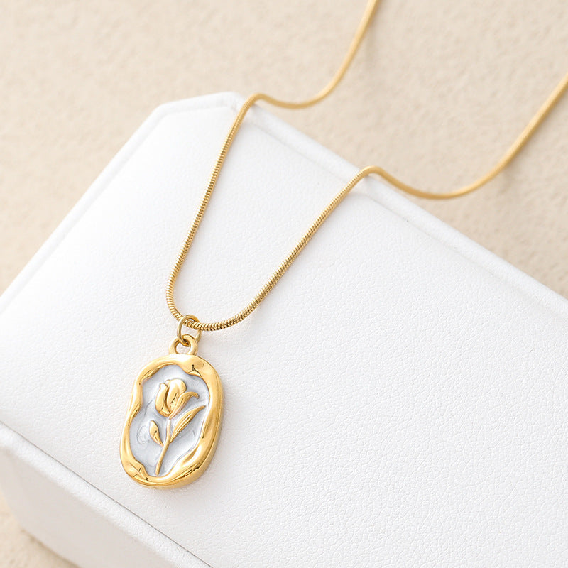 Gold-Plated Oval Rose Pendant Minimal Floral Necklace for Women