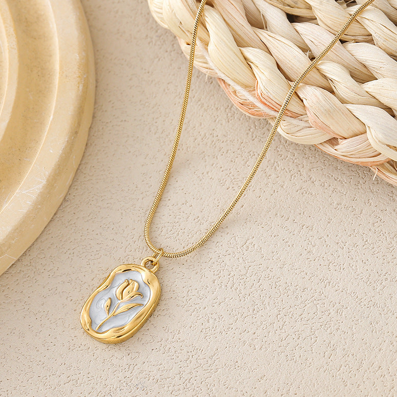 Gold-Plated Oval Rose Pendant Minimal Floral Necklace for Women