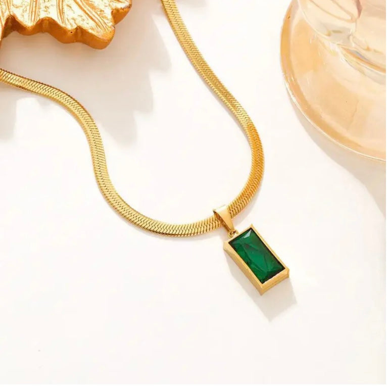 Luxury Gold Plated Rectangle Green Pendant Necklace for Women