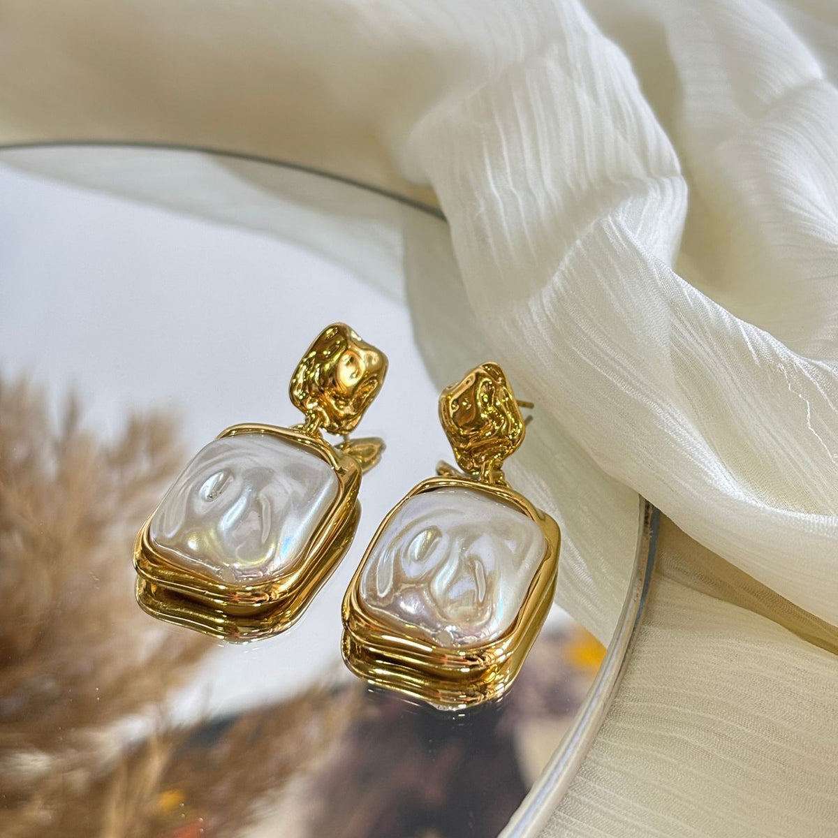 Elegant Vintage Statement Baroque Pearl Drop Earrings for Women